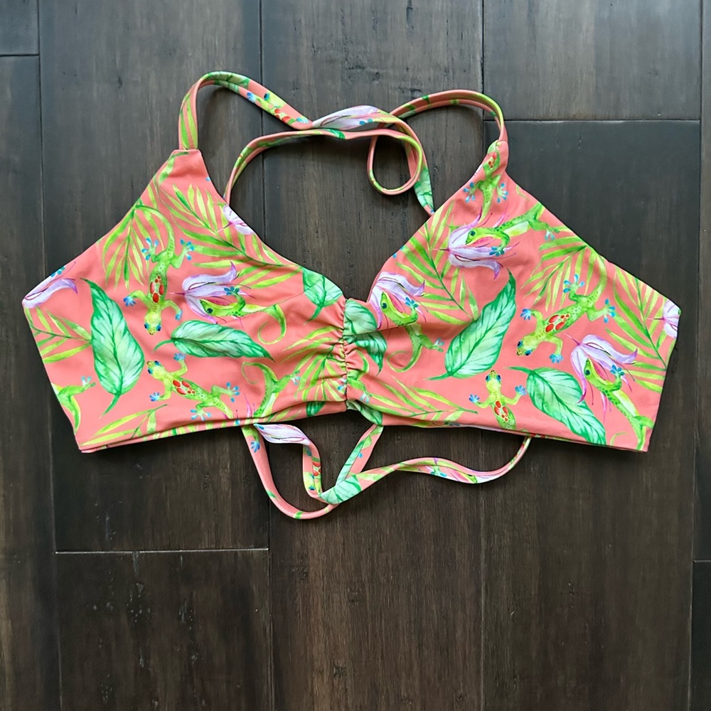 Fused Hawaii K Top, M EUC